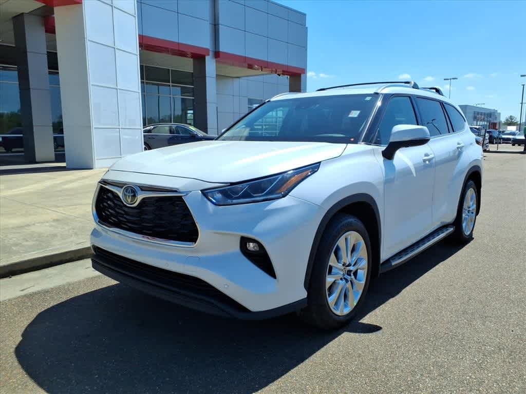 2024 Toyota Highlander Limited FWD