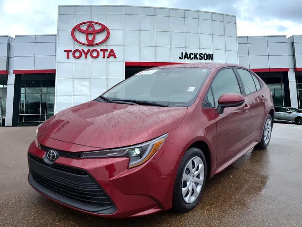 2025 Toyota Corolla LE FWD