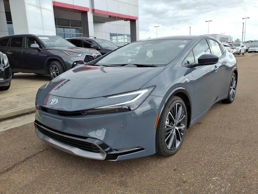 2025 Toyota Prius Limited FWD