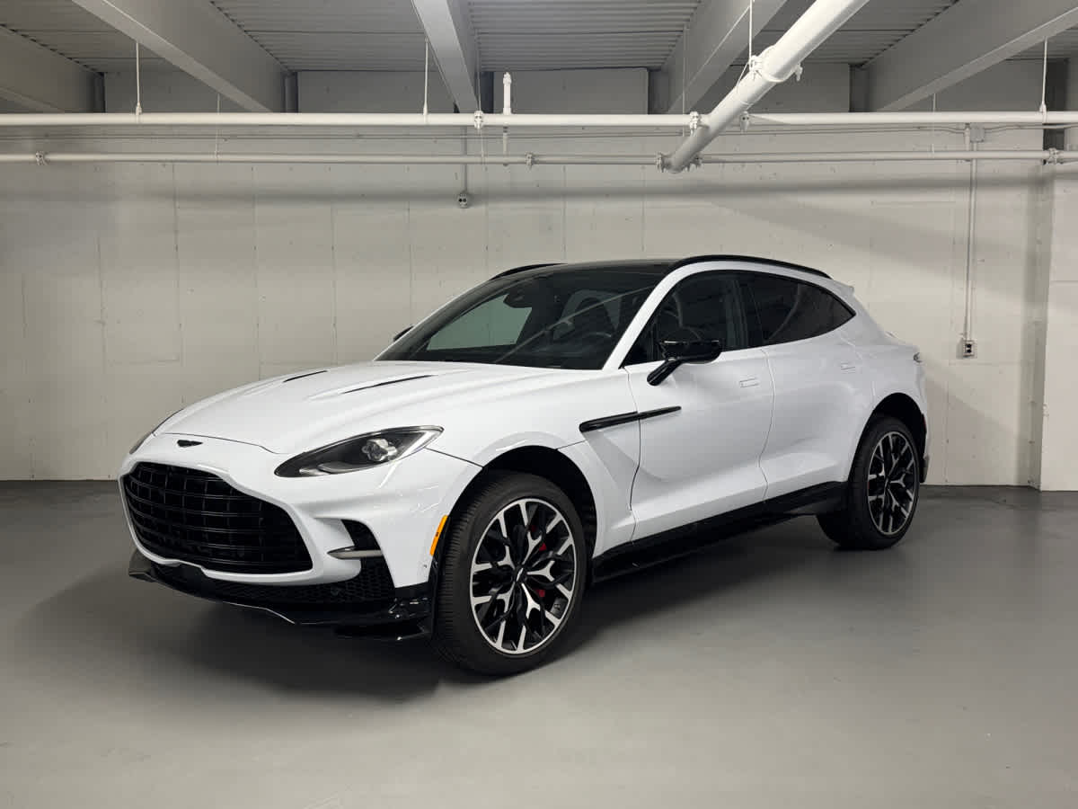 2023 Aston Martin DBX 4.0 V8 707 AWD's photo