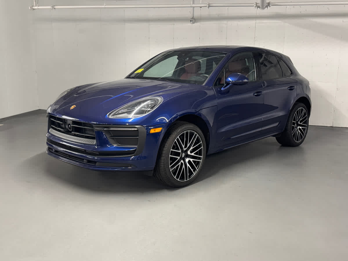 2025 Porsche Macan