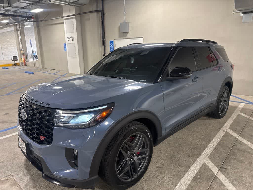 2025 Ford Explorer