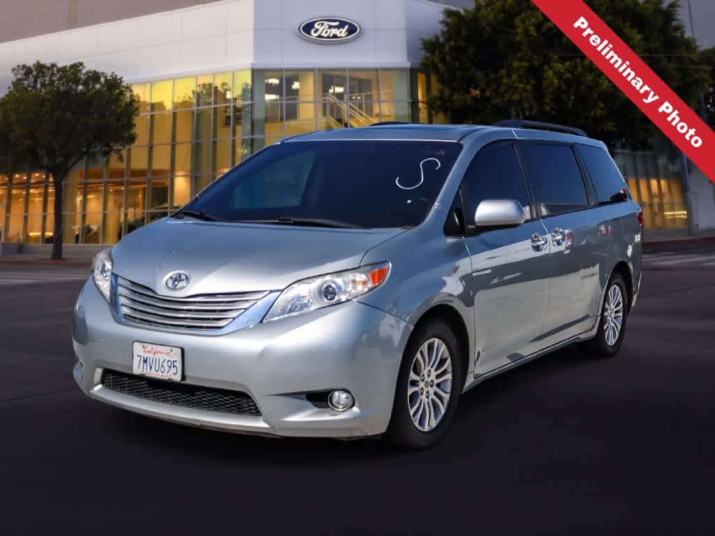 2015 Toyota Sienna