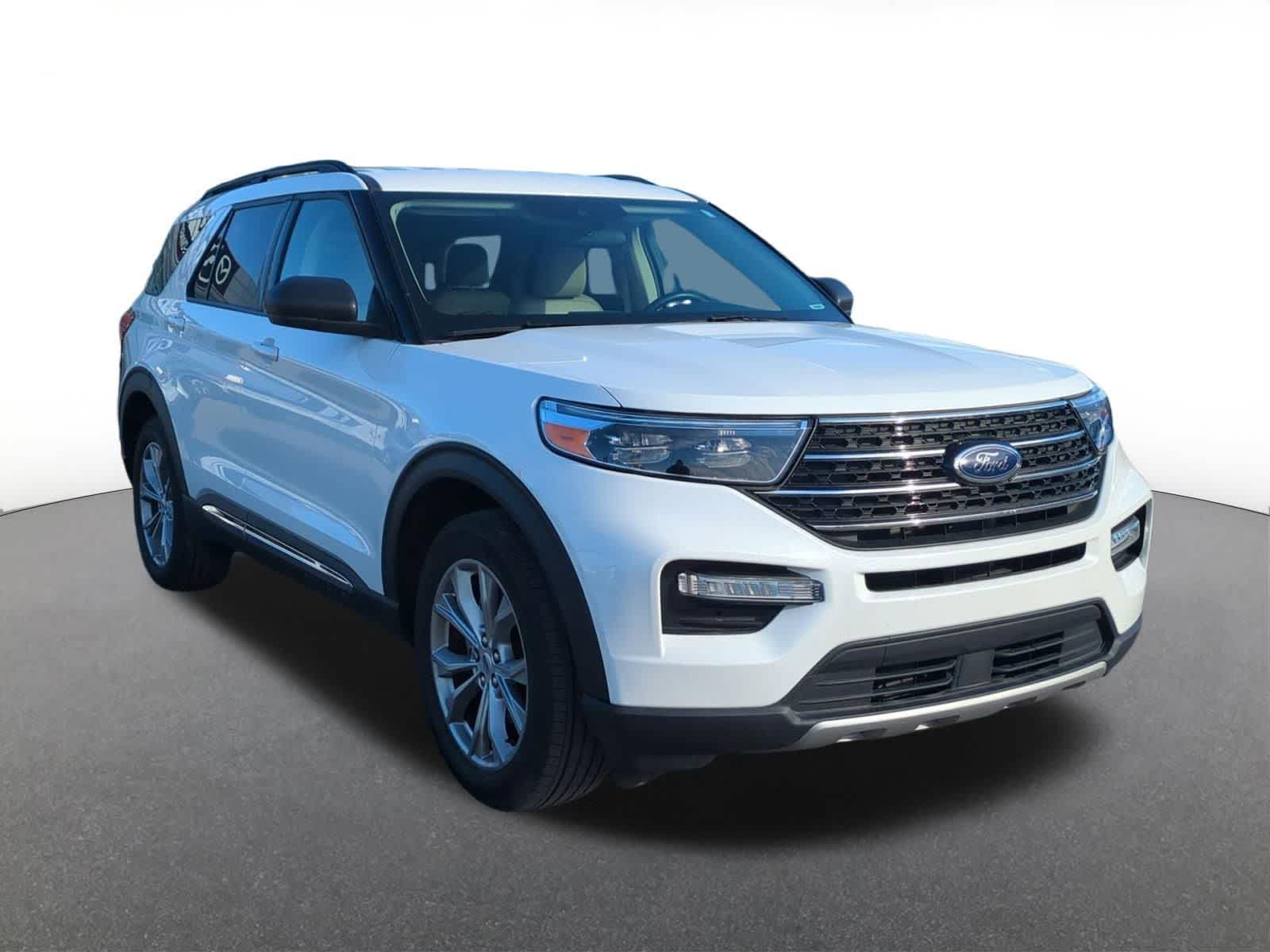 View vehicle photo 7