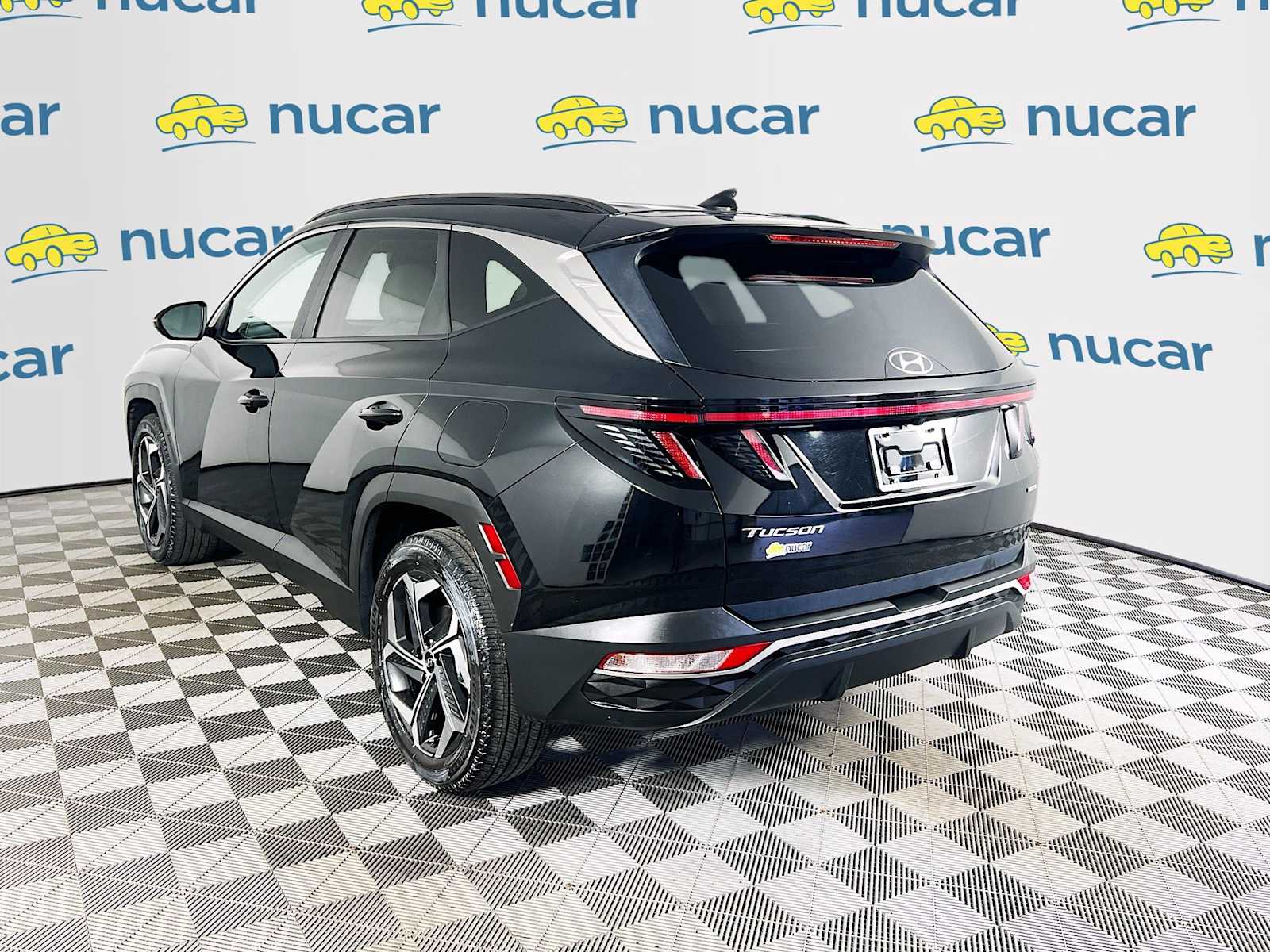 View vehicle photo 5