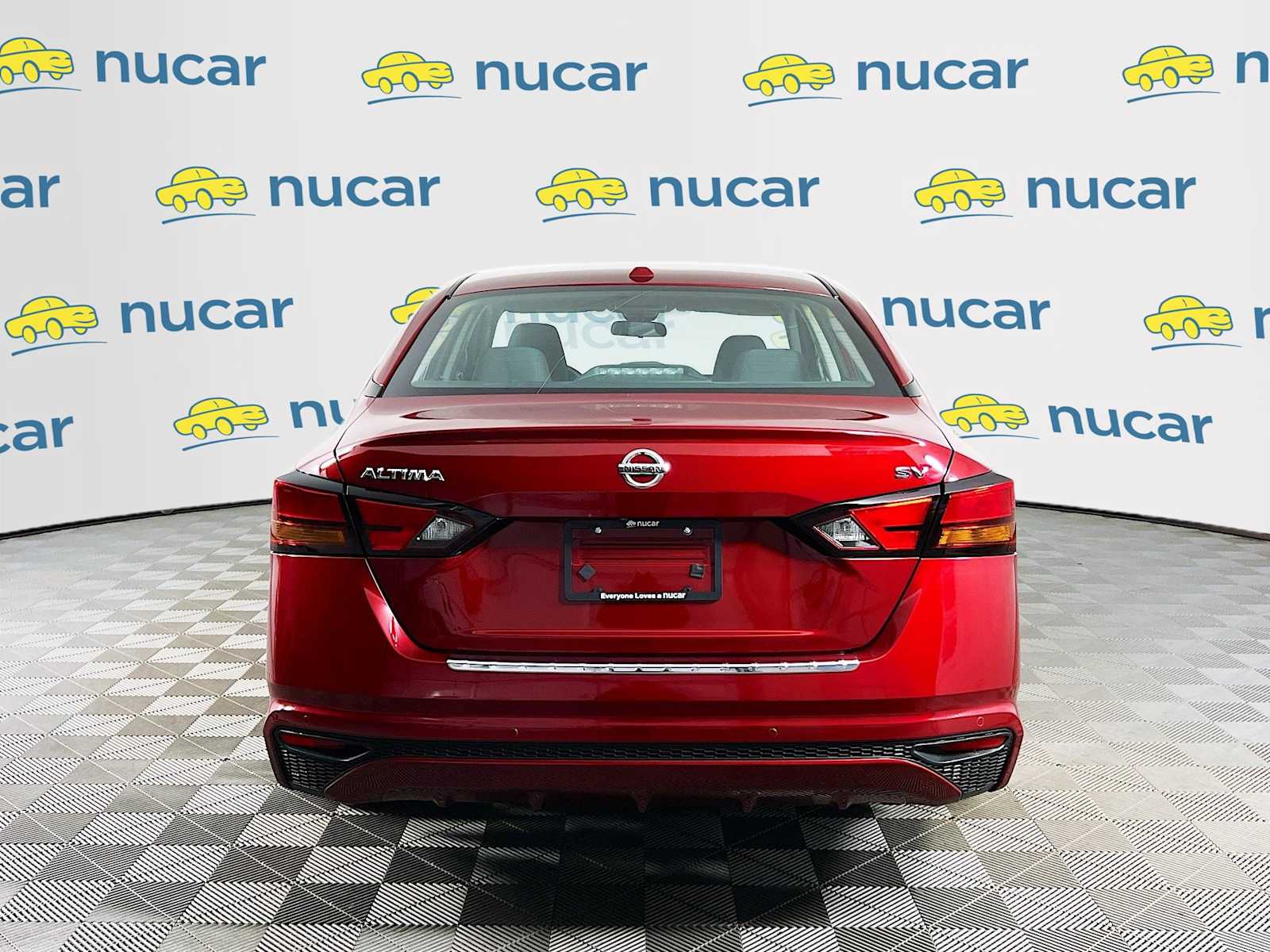 View vehicle photo 6