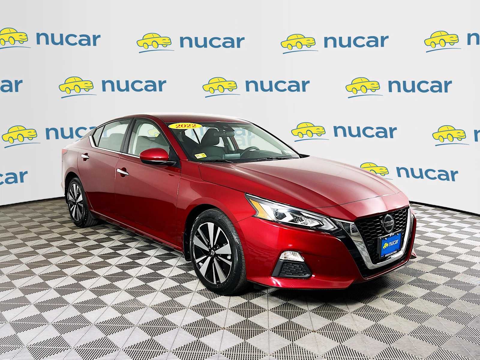 Red (Scarlet Ember Tintcoat) 2022 Nissan Altima 2.5 SV FWD Sedan Front-Wheel Drive Continuously Variable Transmission