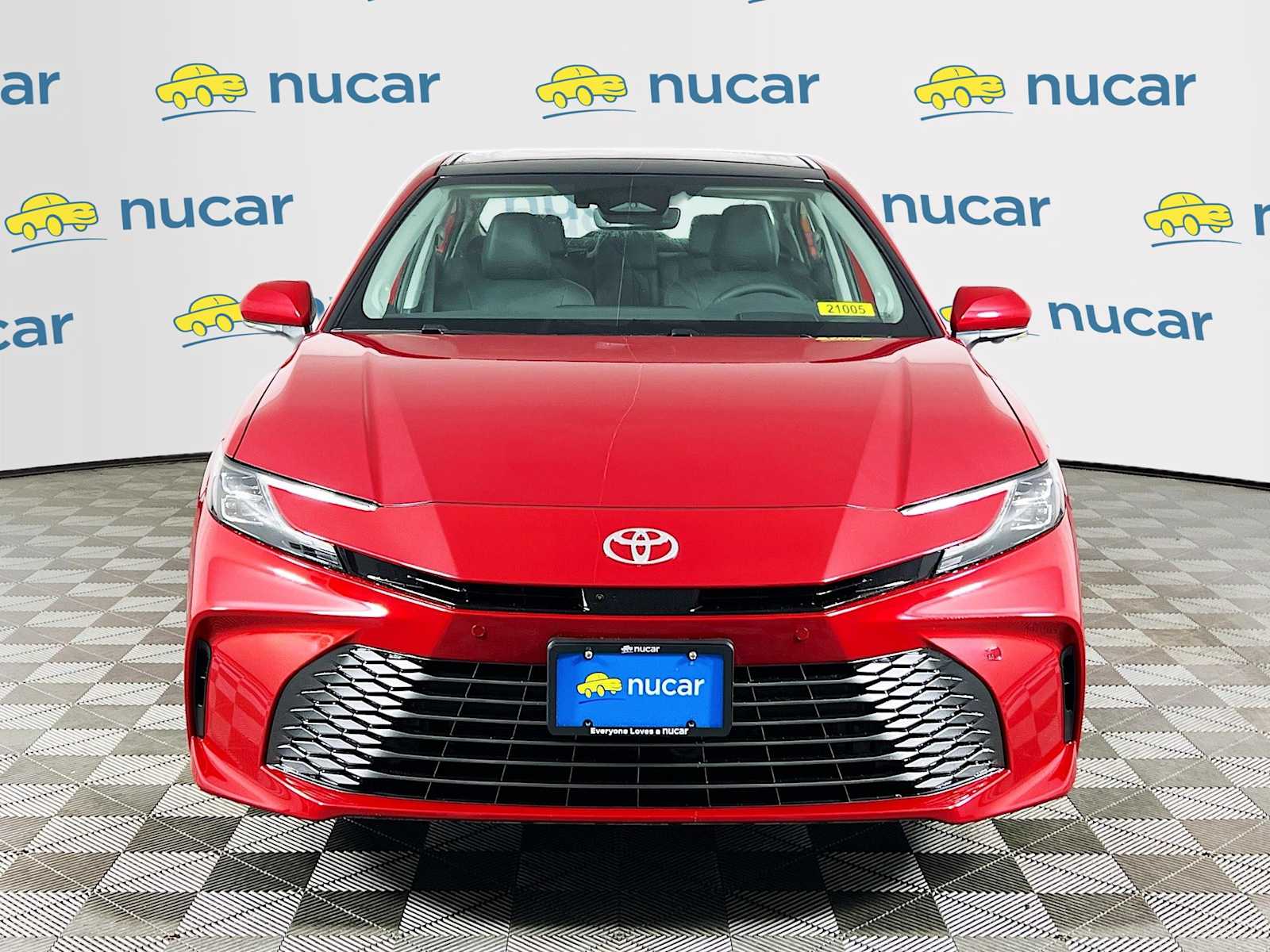 View vehicle photo 2