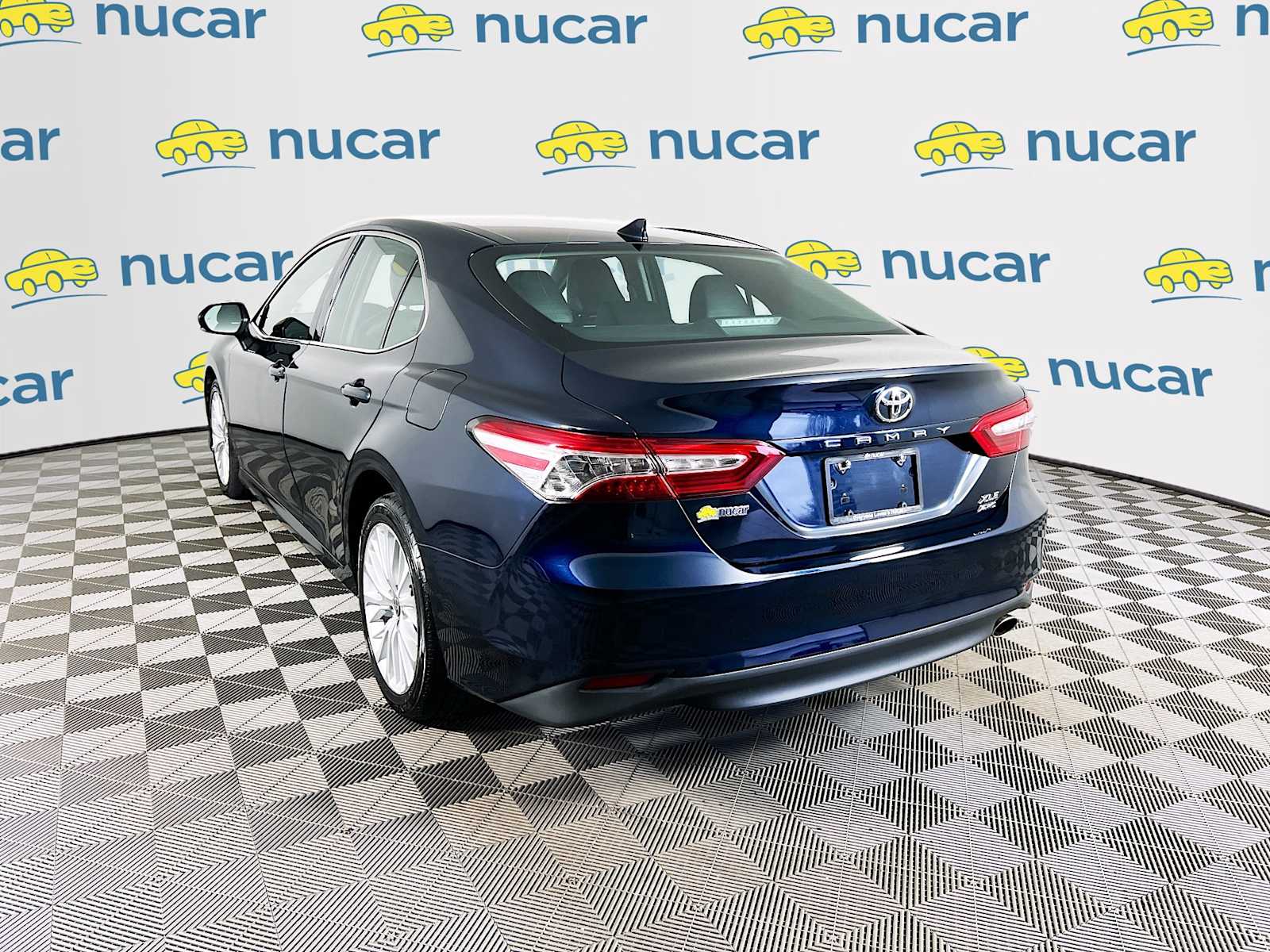 View vehicle photo 5