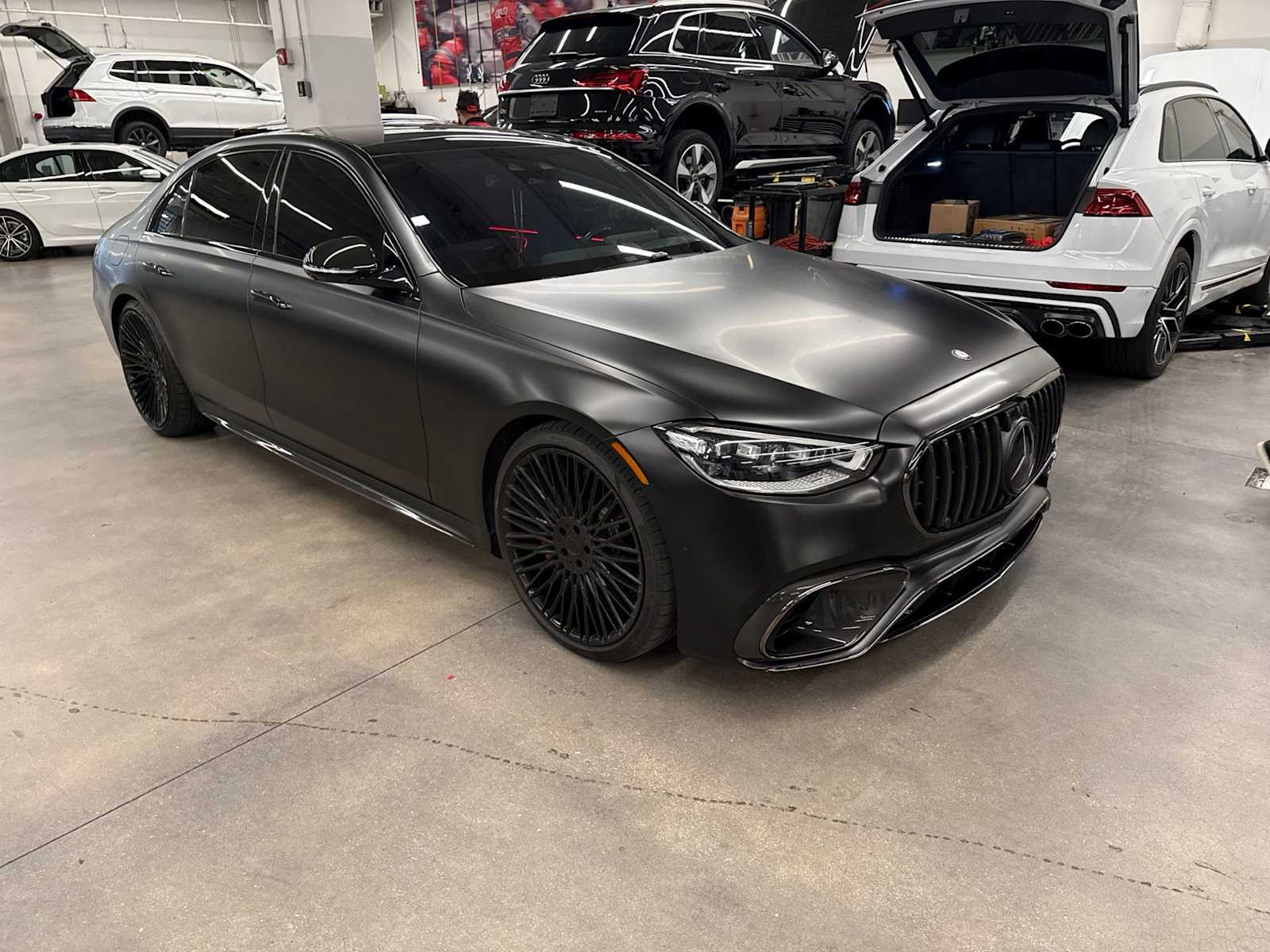 MANUFAKTUR Moonlight White Metallic 2024 Mercedes-Benz S-Class AMG S 63 E Performance 4MATIC Sedan All-Wheel Drive 9-Speed Automatic