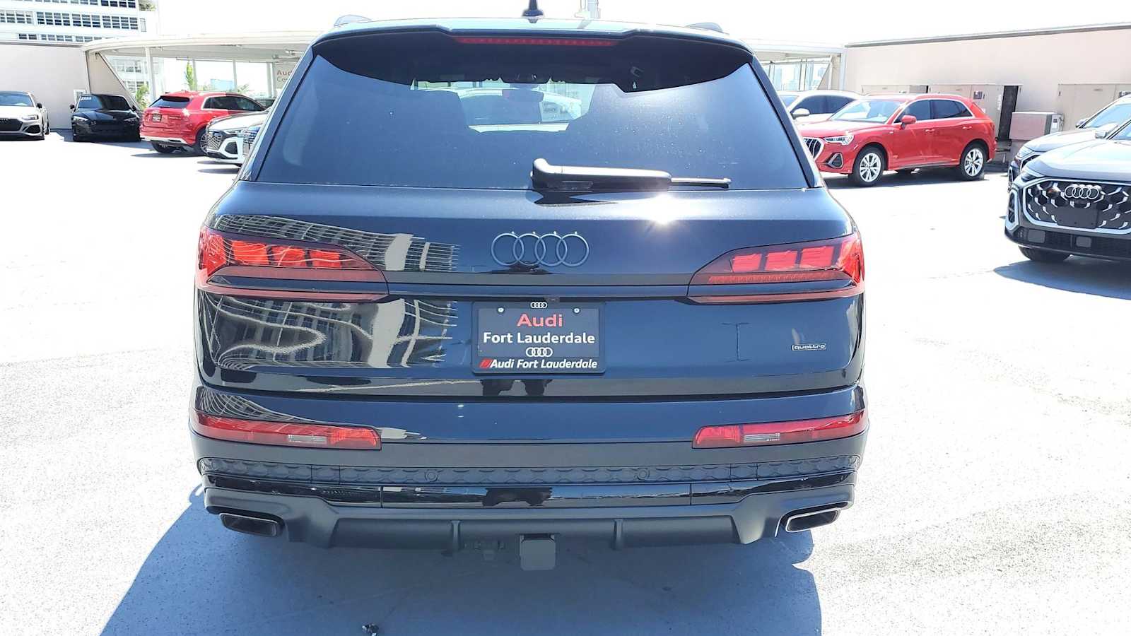 View vehicle photo 5