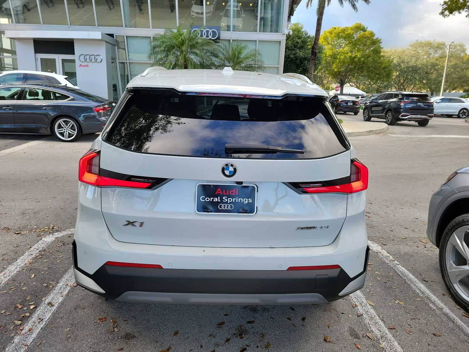 View vehicle photo 5