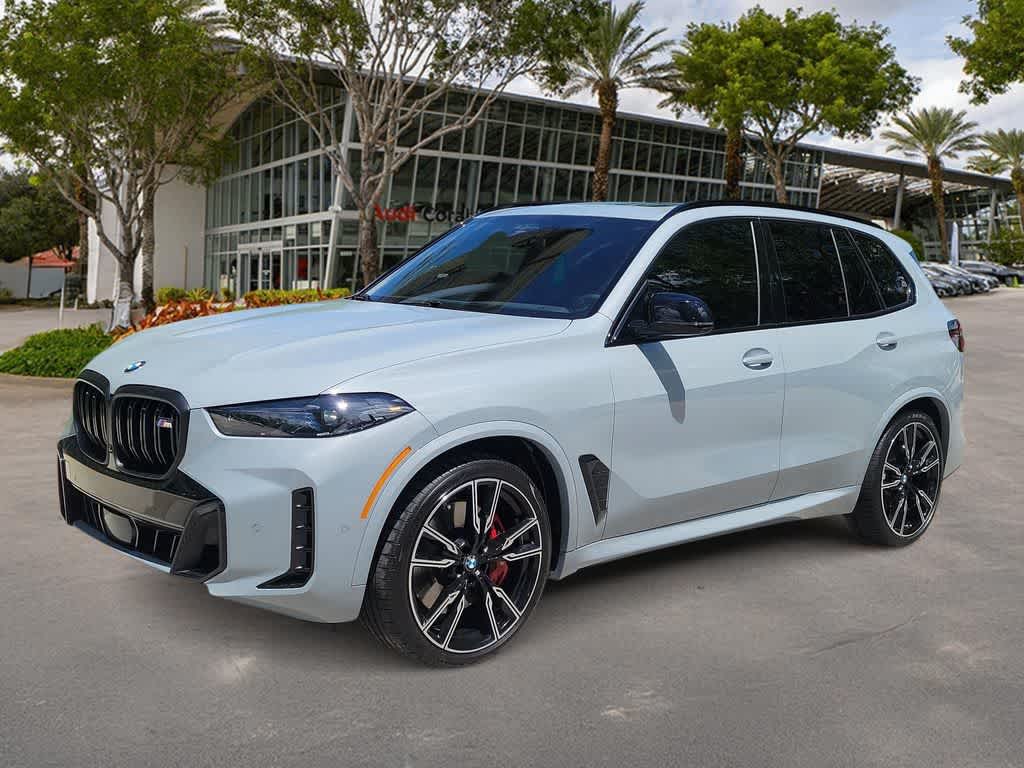 2025 BMW X5 M60i
