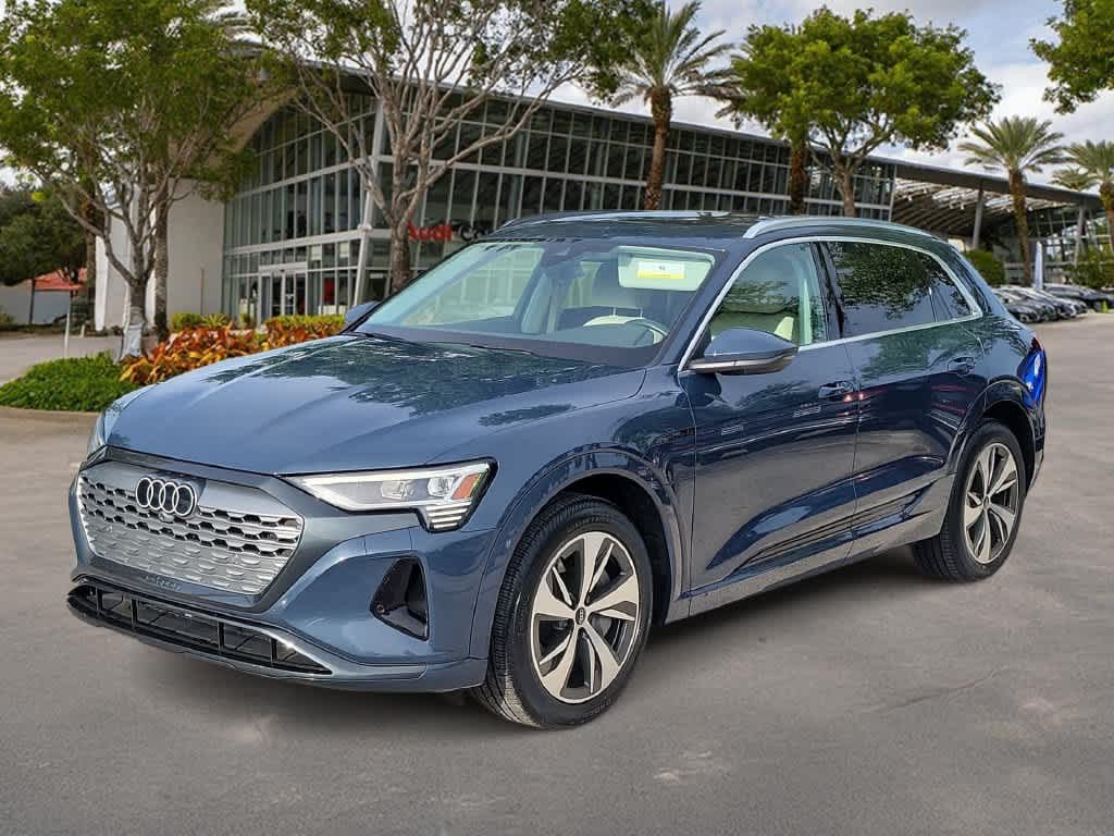 2024 Audi Q8 e-tron