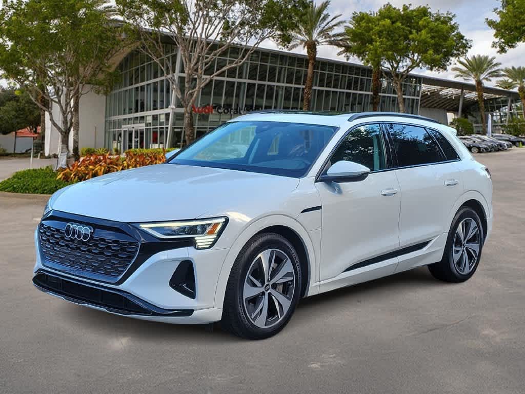 2024 Audi Q8 e-tron