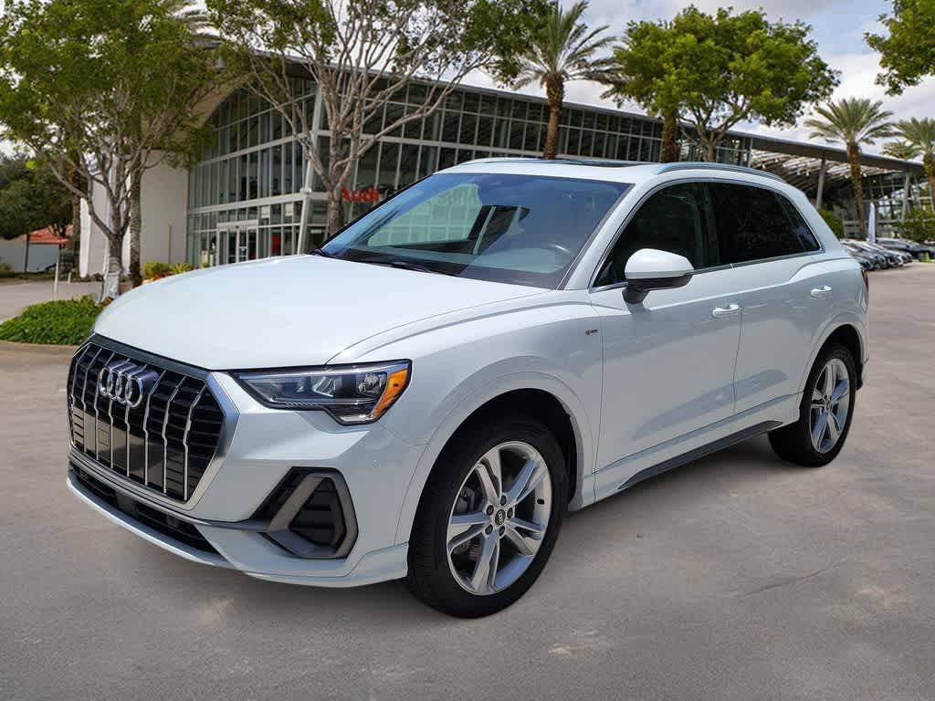 2022 Audi Q3