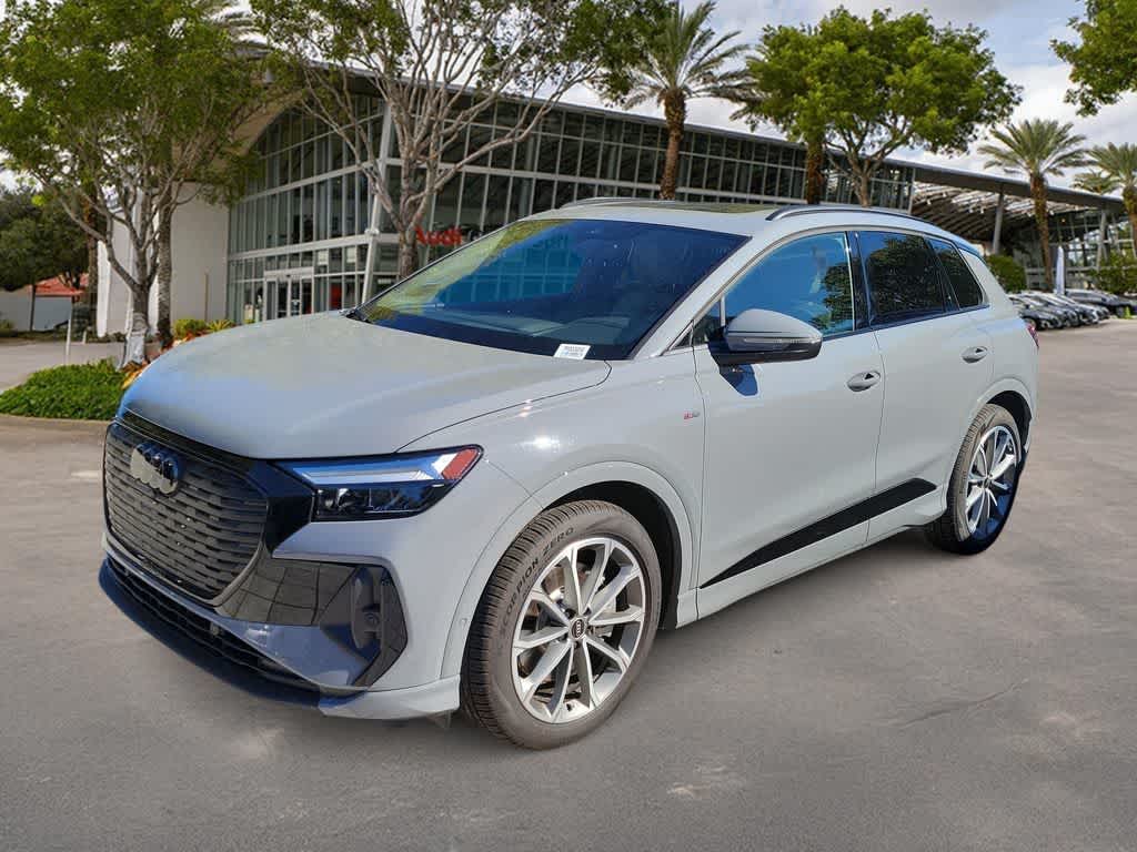 2026 Audi Q4 e-tron quattro Premium Plus 55