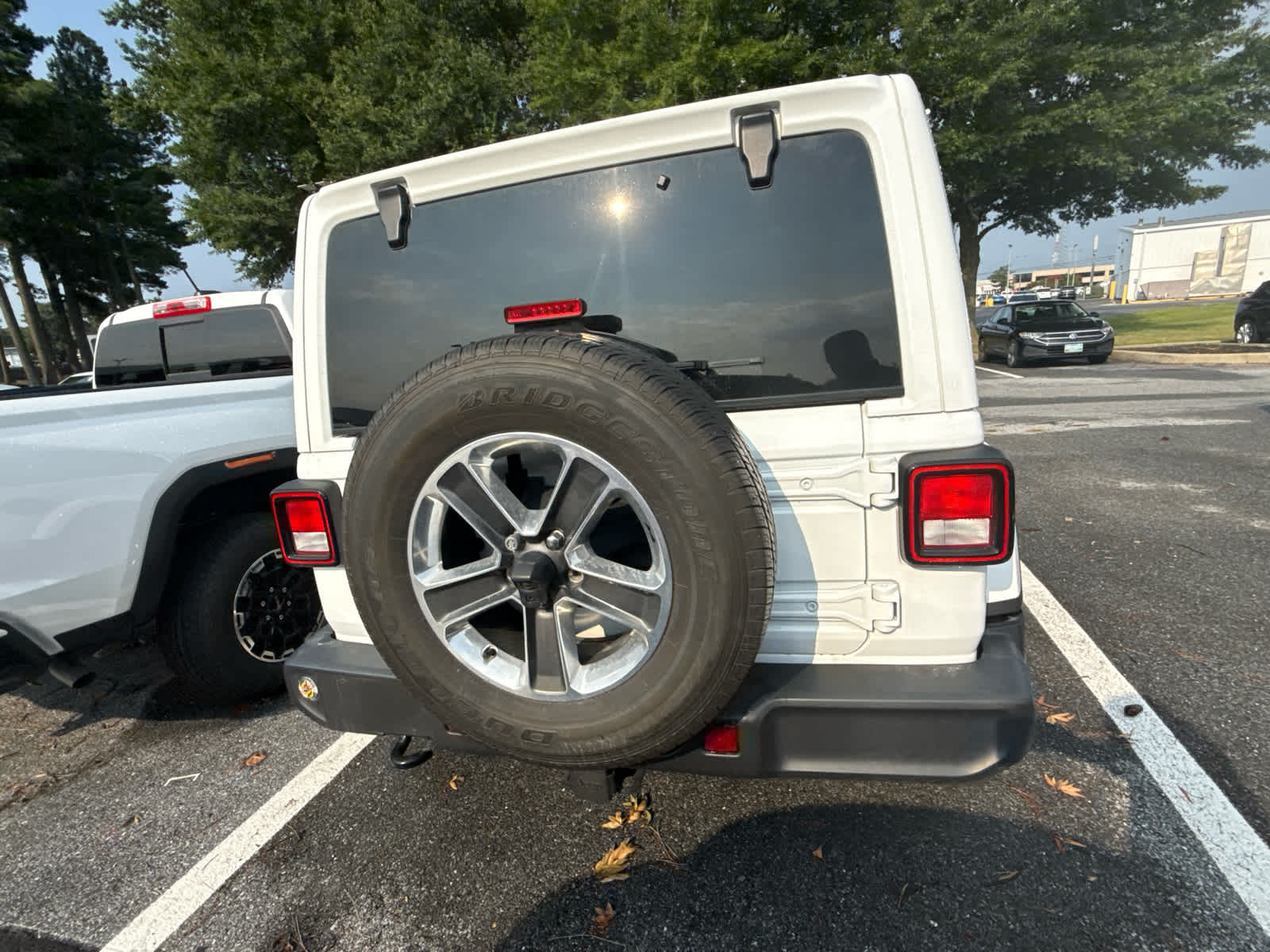 2023 Jeep Wrangler Sahara - Bright White Clearcoat exterior view 4
