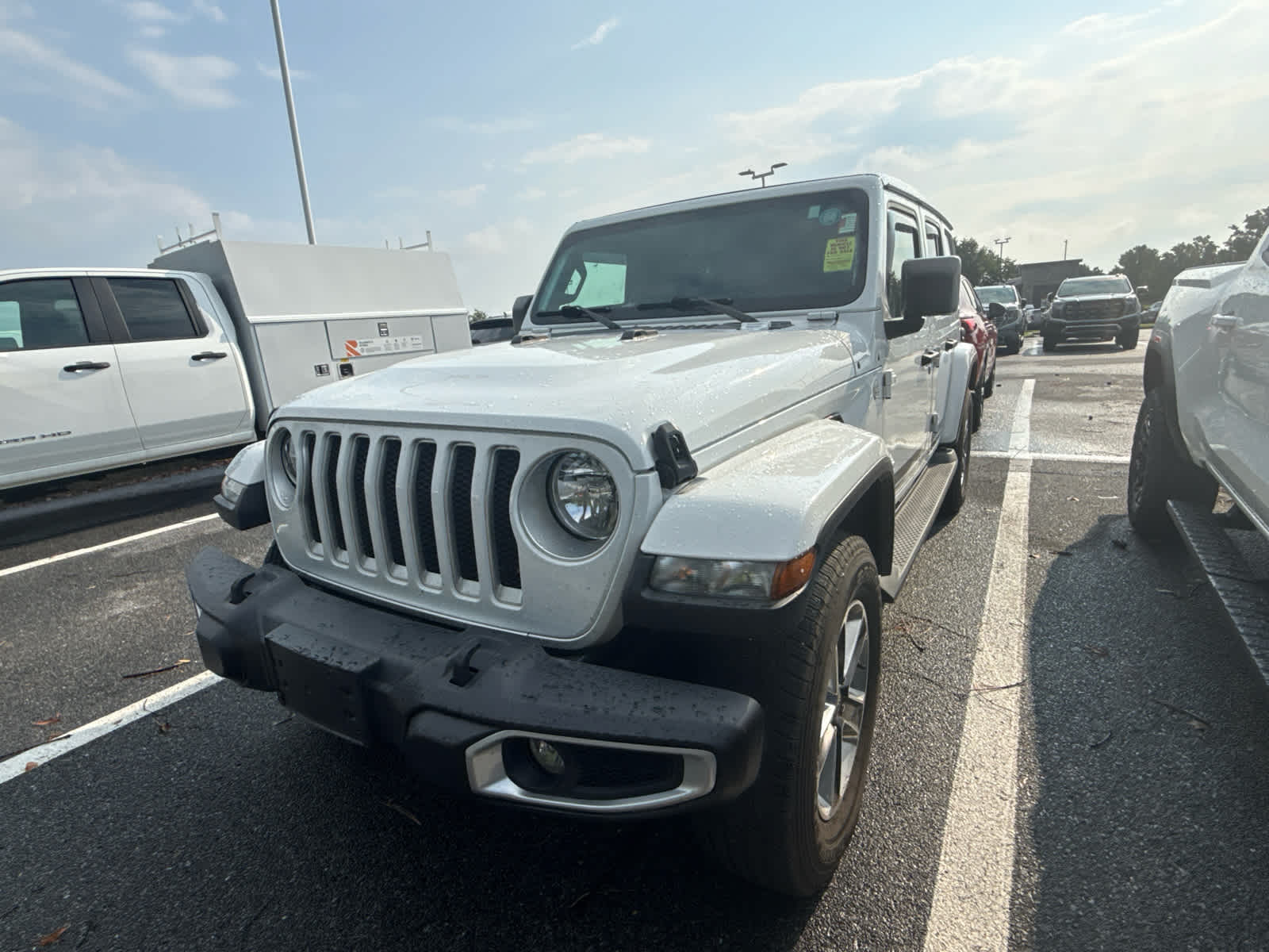 2023 Jeep Wrangler Sahara - Bright White Clearcoat exterior view 6