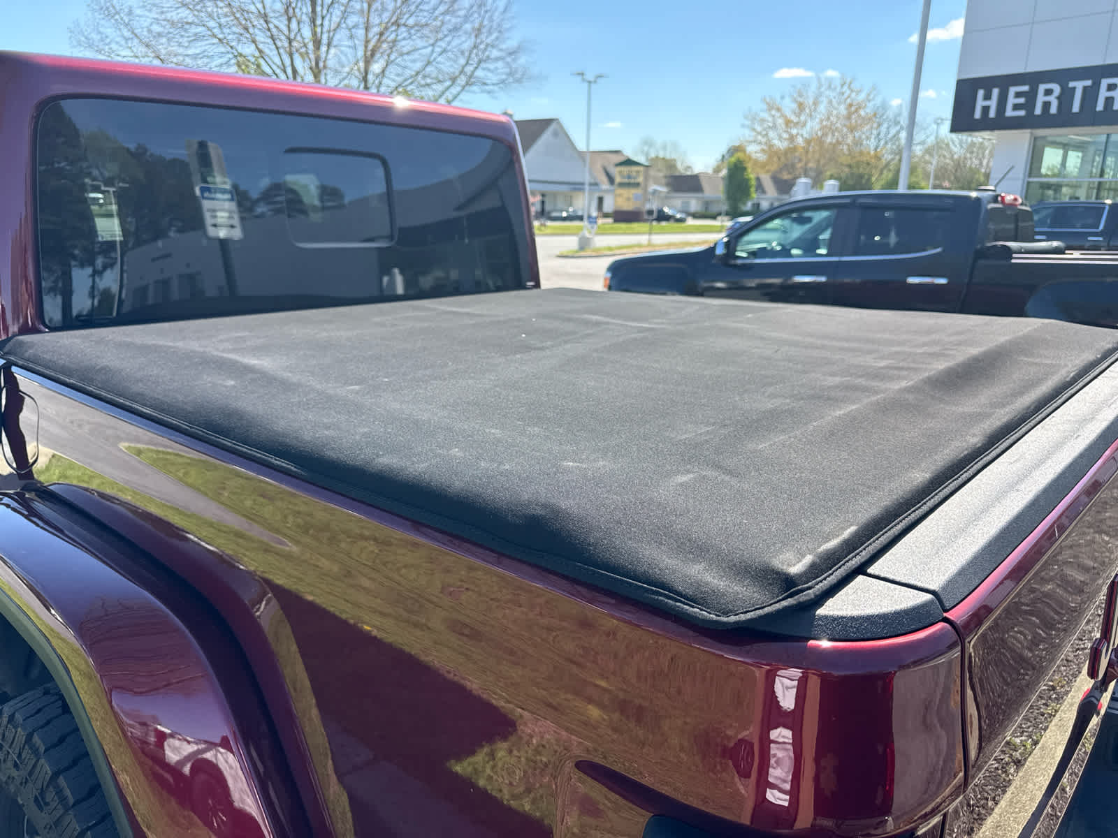 2021 Jeep Gladiator Rubicon - Snazzberry Pearlcoat exterior view 8