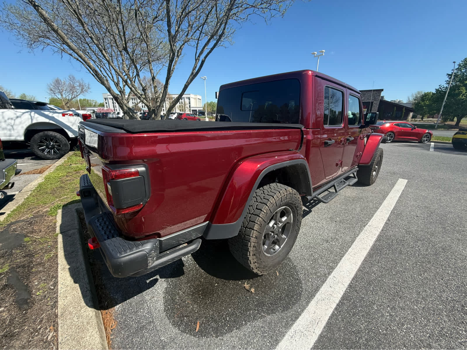 2021 Jeep Gladiator Rubicon - Snazzberry Pearlcoat exterior view 3