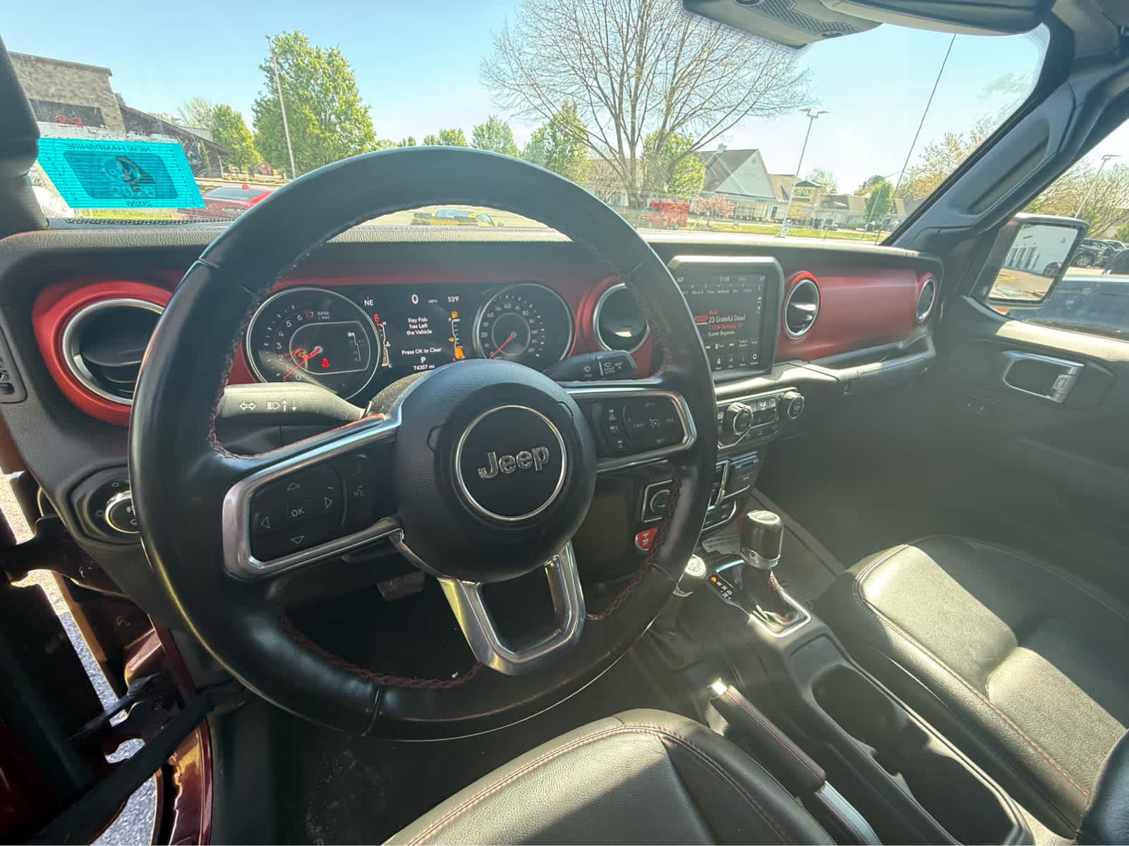 2021 Jeep Gladiator Rubicon - Snazzberry Pearlcoat exterior view 9