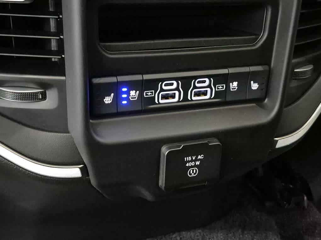 2026 Ram 1500 Tungsten - Ivory White Tri-Coat Pearlcoat exterior view 8
