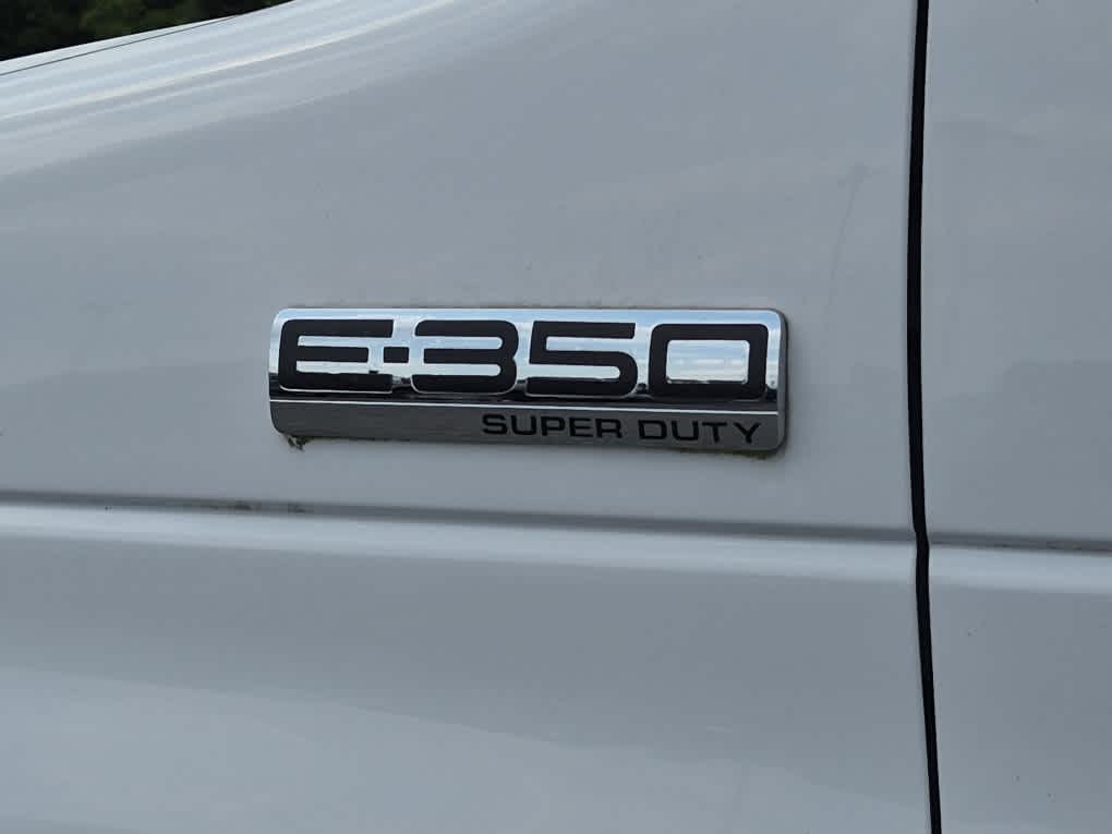 2019 Ford E-Series Cutaway - Oxford White exterior view 14