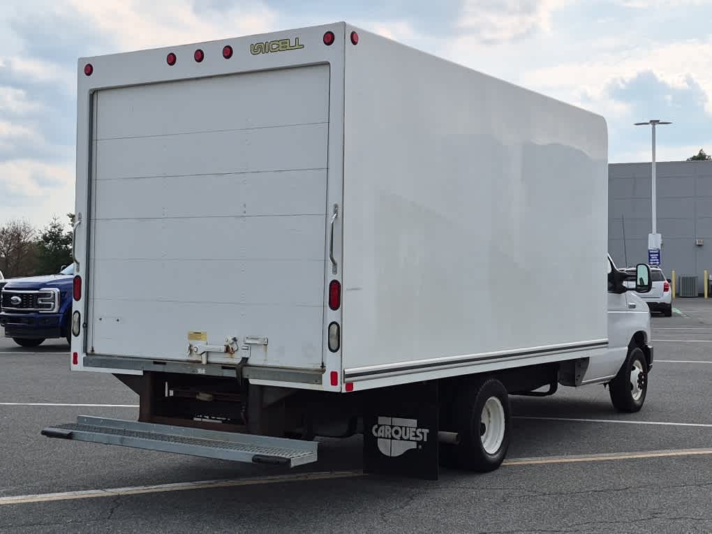 2019 Ford E-Series Cutaway - Oxford White exterior view 3