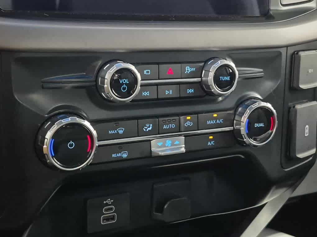 2025 Ford F-150 XLT - Agate Black Metallic exterior view 14
