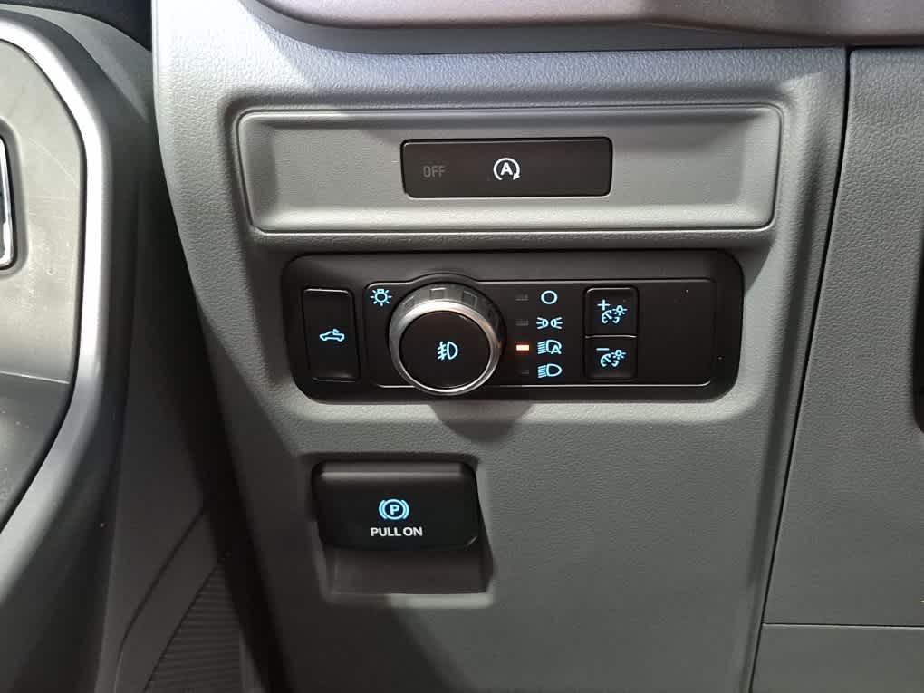 2025 Ford F-150 XLT - Agate Black Metallic exterior view 18