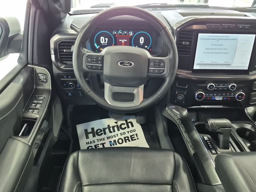 2023 Ford F-150 LARIAT - Oxford White exterior view 8