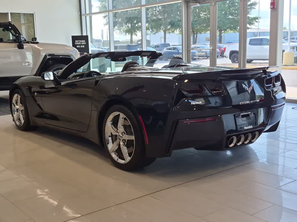 2014 Chevrolet Corvette Stingray 2LT - Black exterior view 4