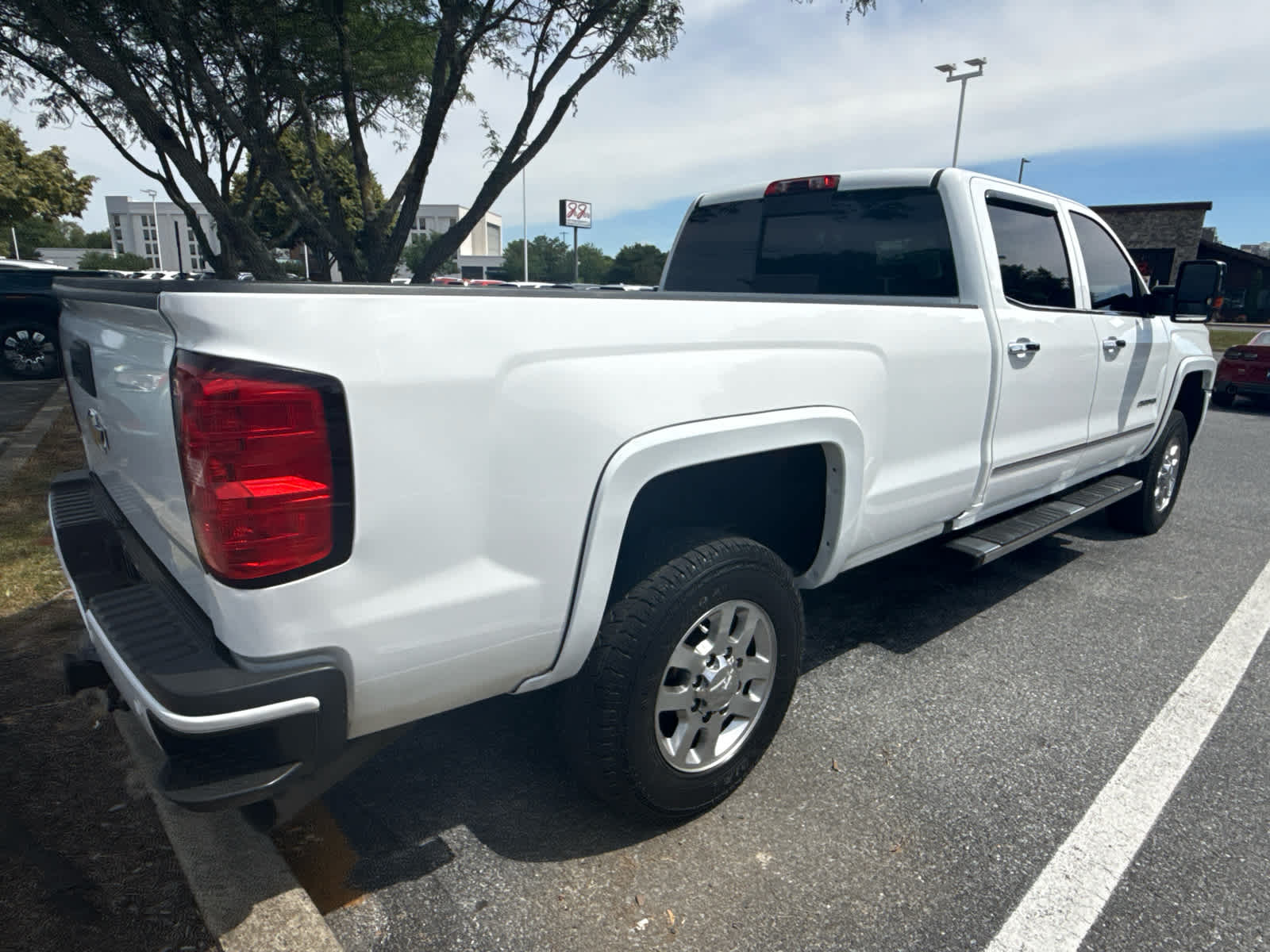 2016 Chevrolet Silverado 2500HD LTZ - Summit White exterior view 5