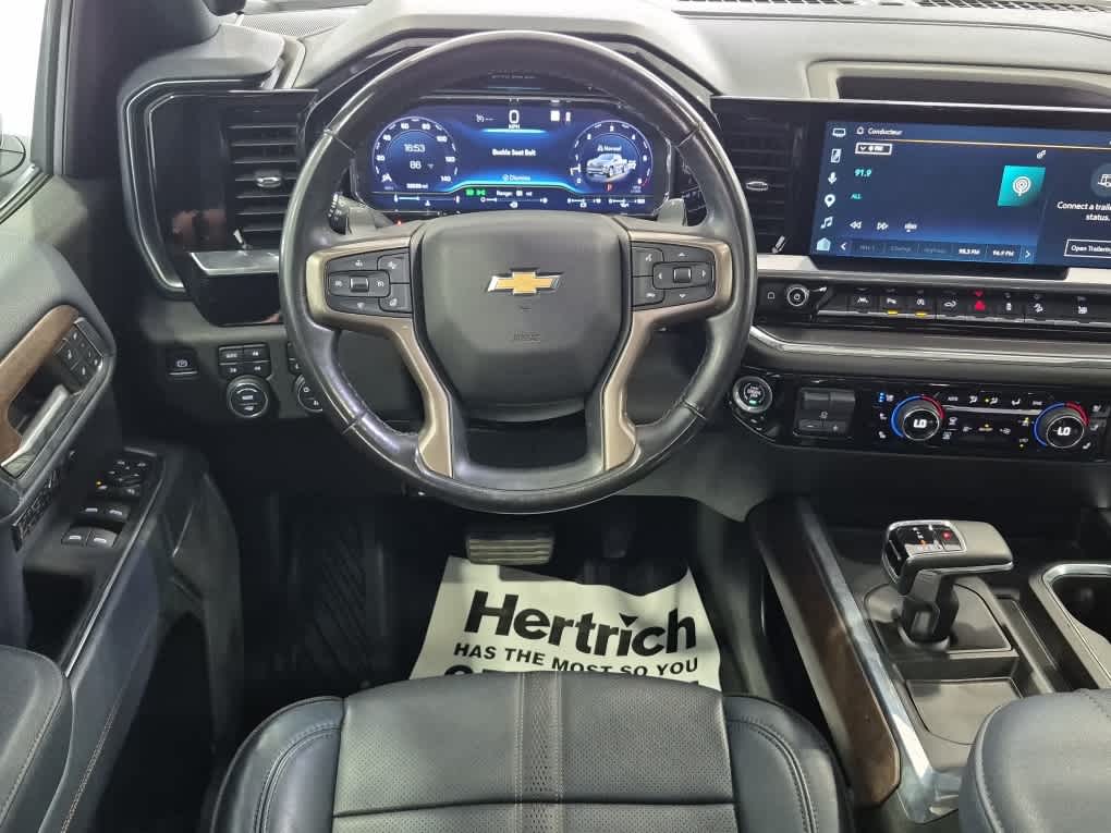 2023 Chevrolet Silverado 1500 High Country - Iridescent Pearl Tricoat exterior view 9