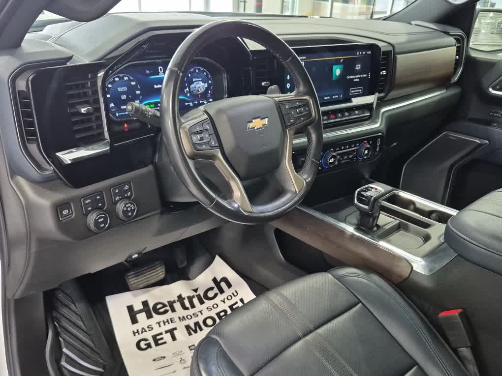 2023 Chevrolet Silverado 1500 High Country - Iridescent Pearl Tricoat exterior view 12