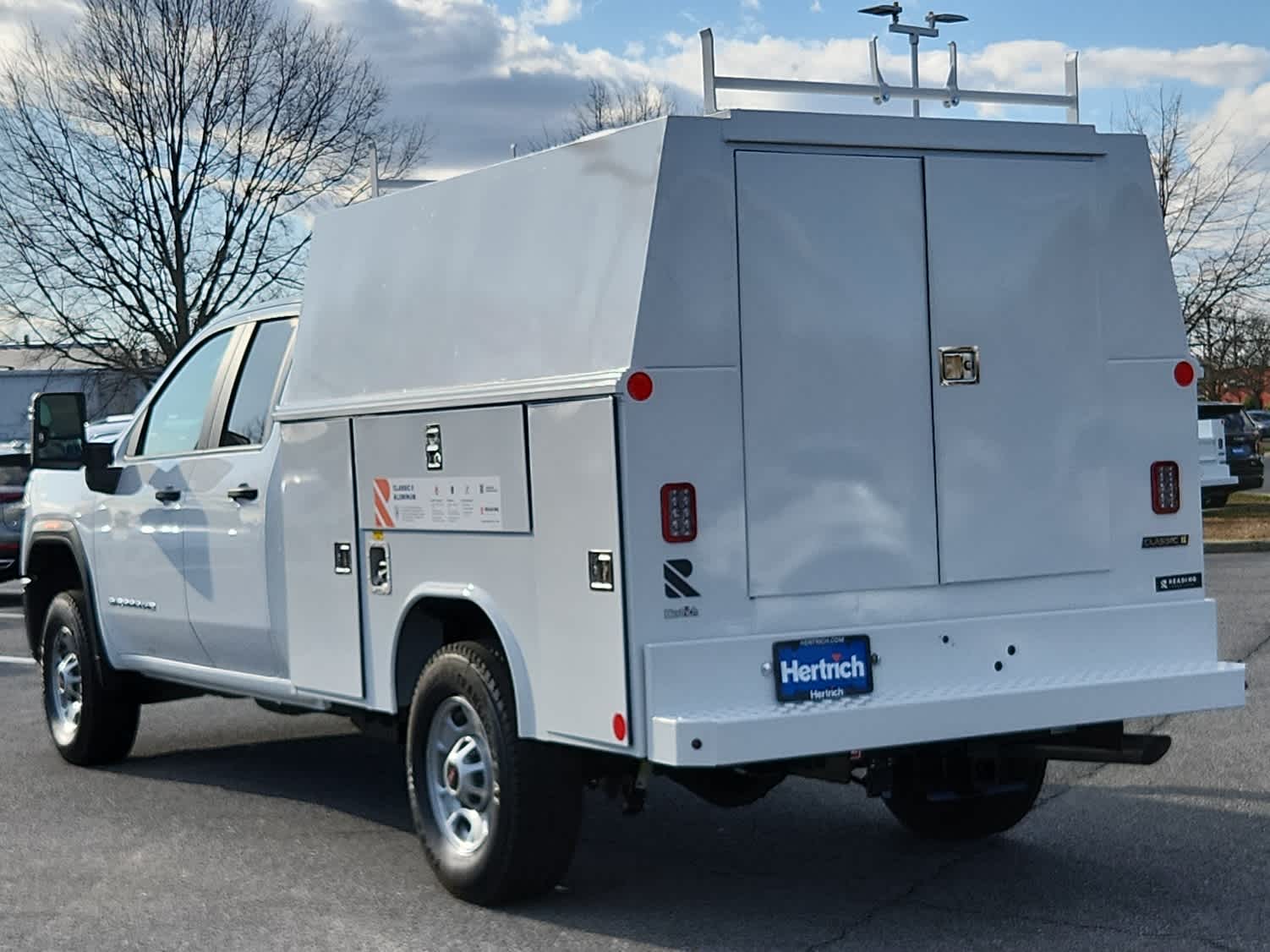 2025 GMC Sierra 2500HD Pro - Summit White exterior view 4