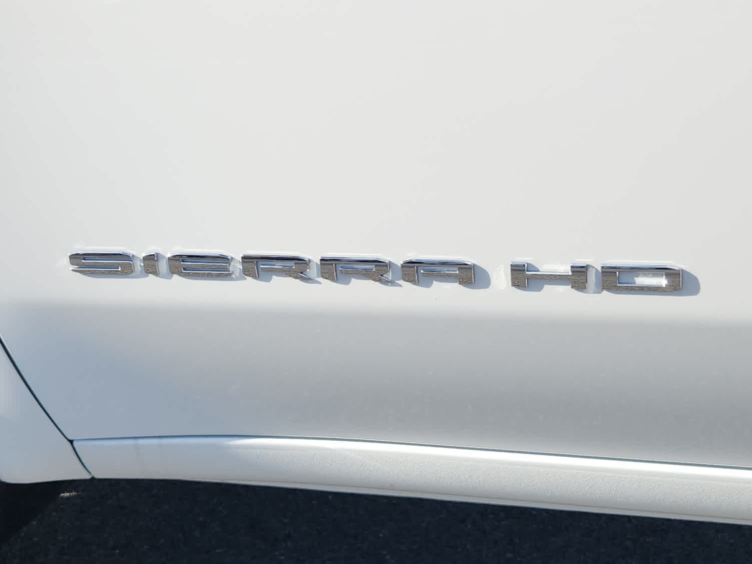 2025 GMC Sierra 2500HD Pro - Summit White exterior view 19