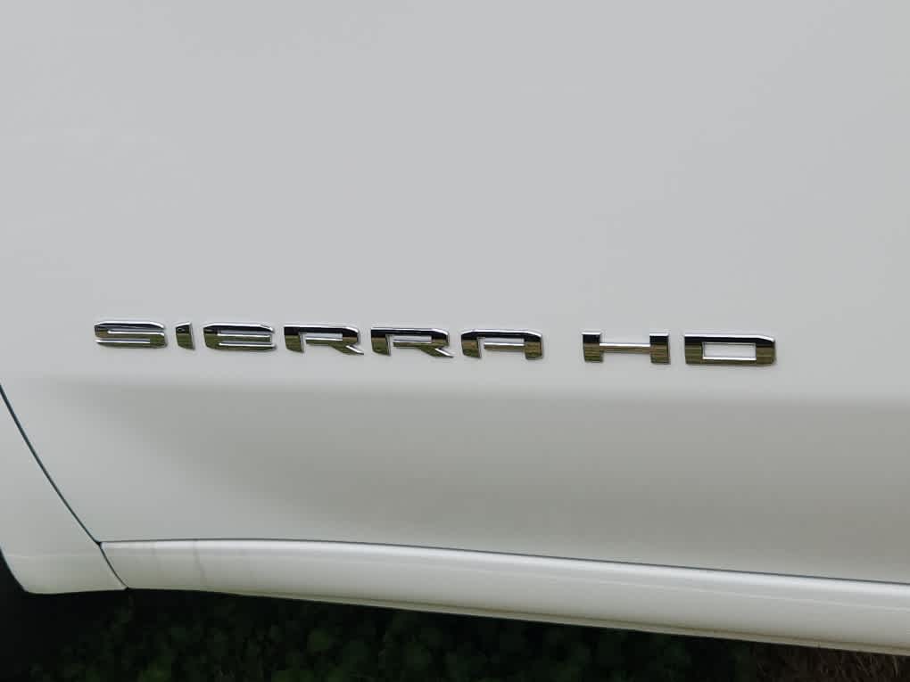 2025 GMC Sierra 3500HD CC Pro - Summit White exterior view 14