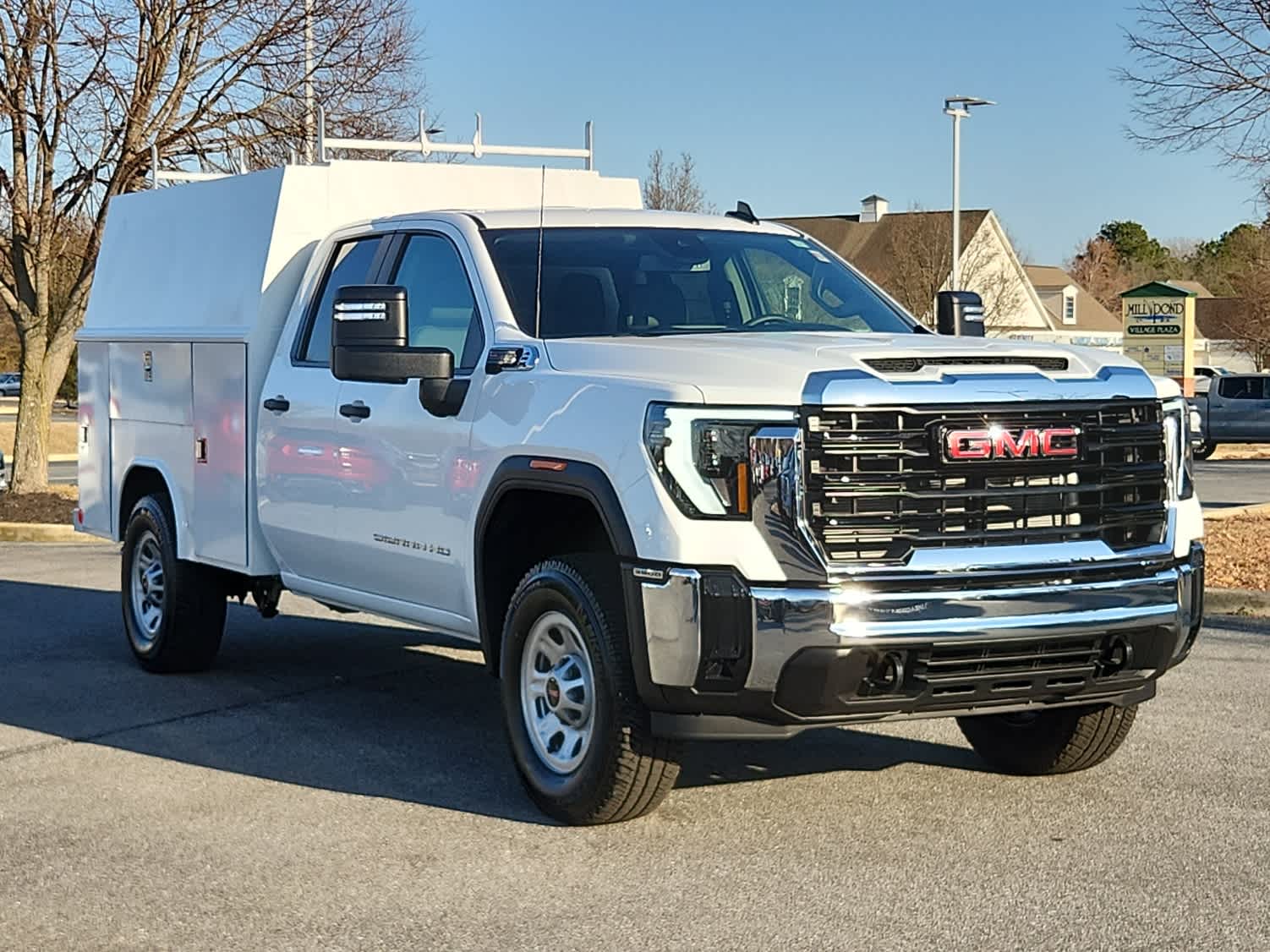 2025 GMC Sierra 3500HD Pro - Summit White exterior view 2