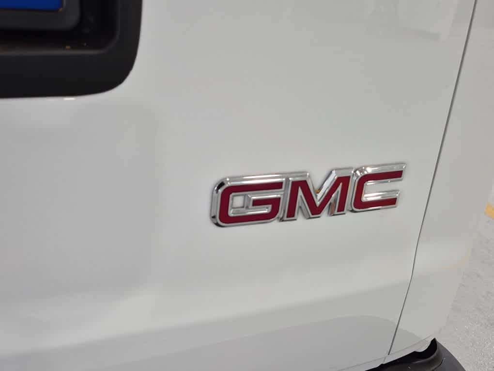 2025 GMC Savana Passenger LT - Summit White exterior view 18