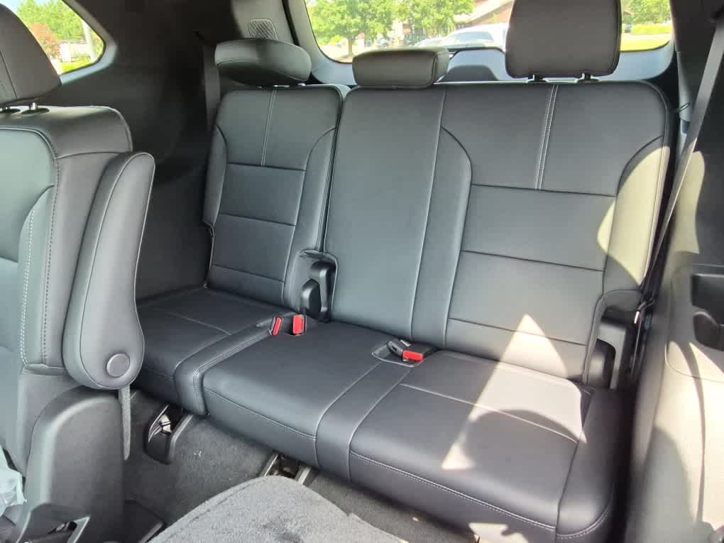 2026 GMC Acadia FWD Elevation - Ebony Twilight Metallic exterior view 7