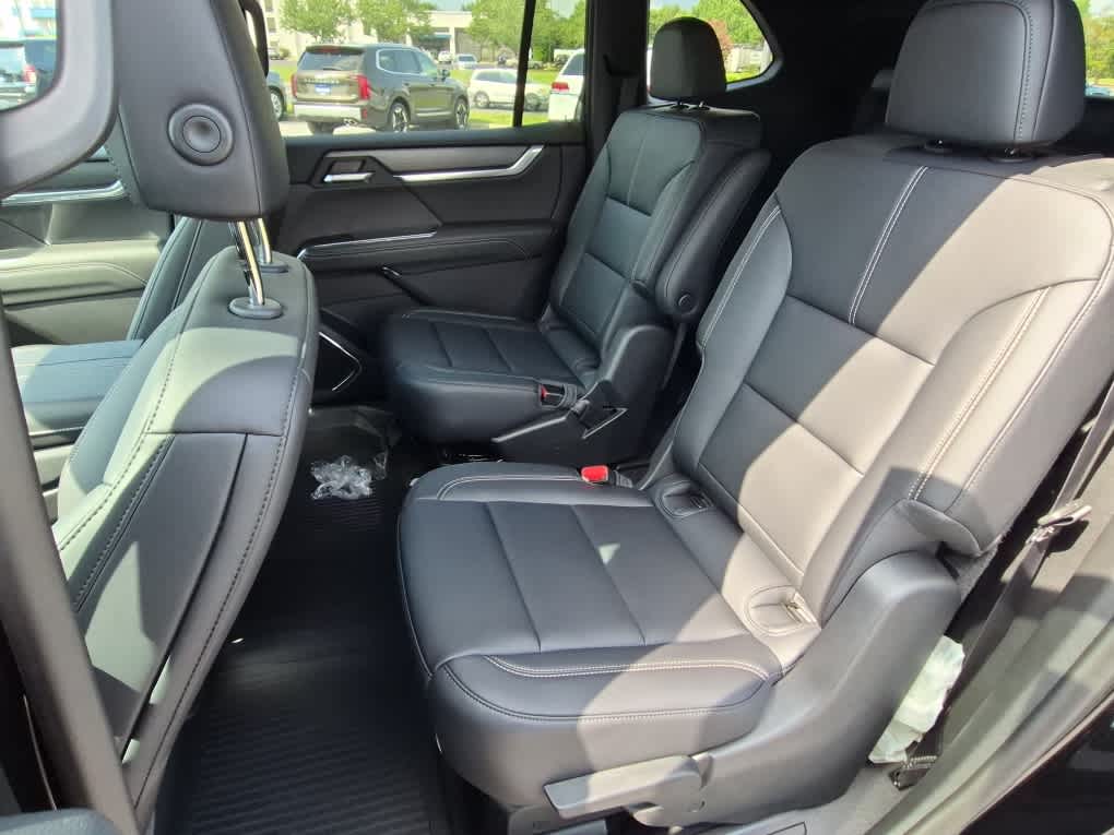 2026 GMC Acadia FWD Elevation - Ebony Twilight Metallic exterior view 8