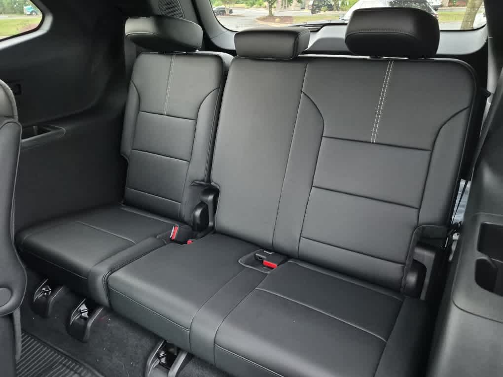2026 GMC Acadia FWD Elevation - Sterling Metallic exterior view 7