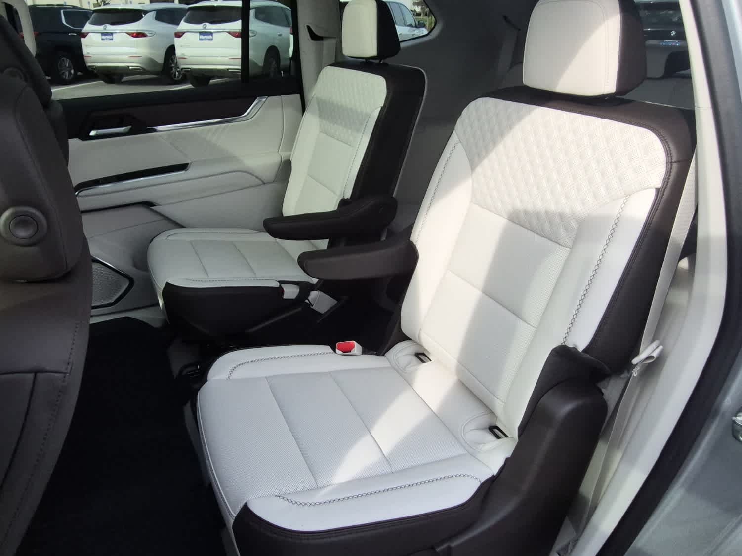 2026 GMC Acadia FWD Denali - Sterling Metallic exterior view 8