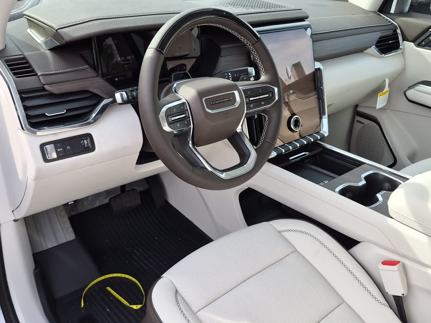2026 GMC Acadia FWD Denali - Sterling Metallic exterior view 13