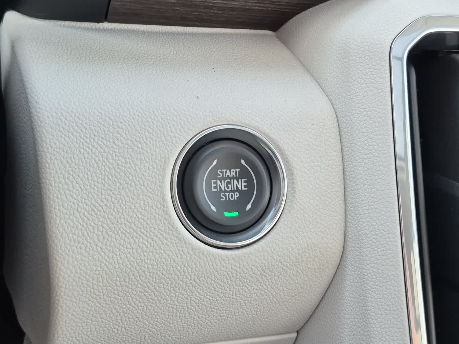 2026 GMC Acadia FWD Denali - Sterling Metallic exterior view 20