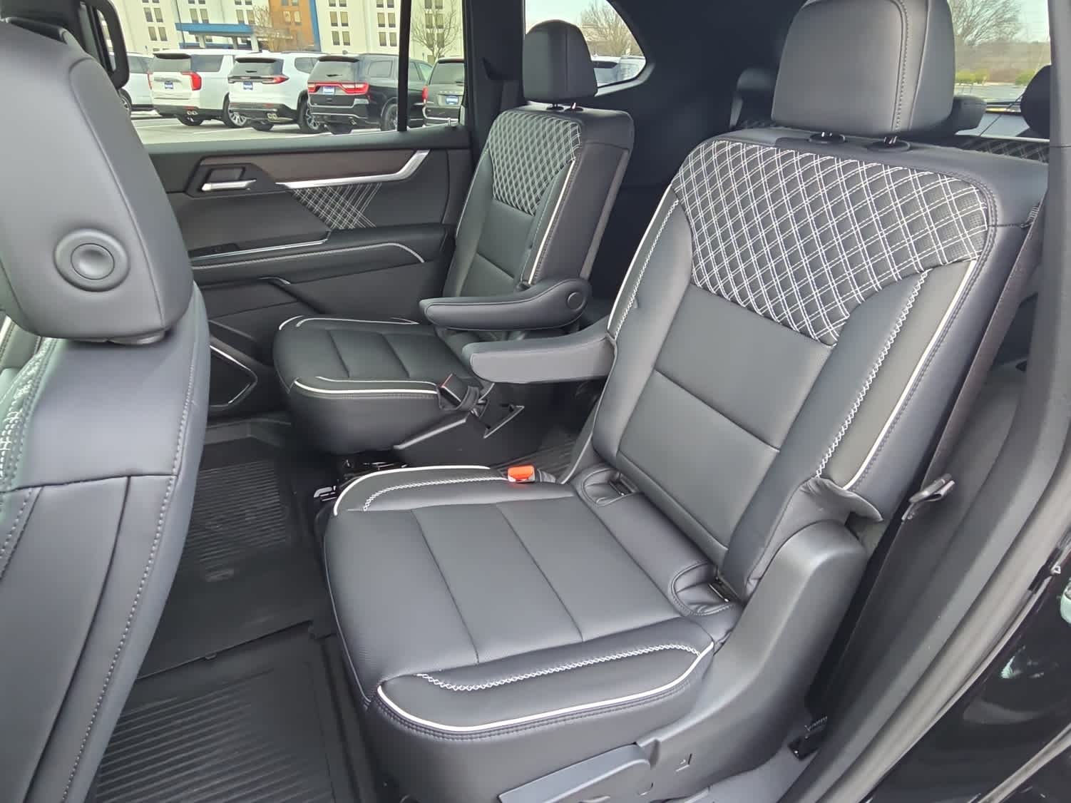 2026 GMC Acadia FWD Denali - Ebony Twilight Metallic exterior view 8