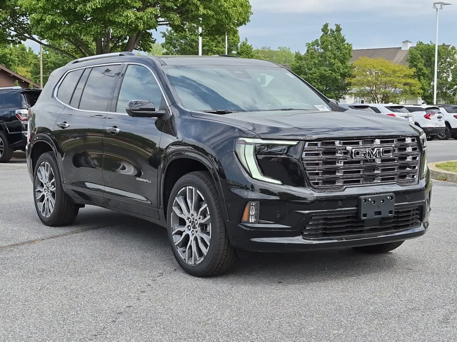 2026 GMC Acadia AWD Denali Ultimate - Ebony Twilight Metallic exterior view 2