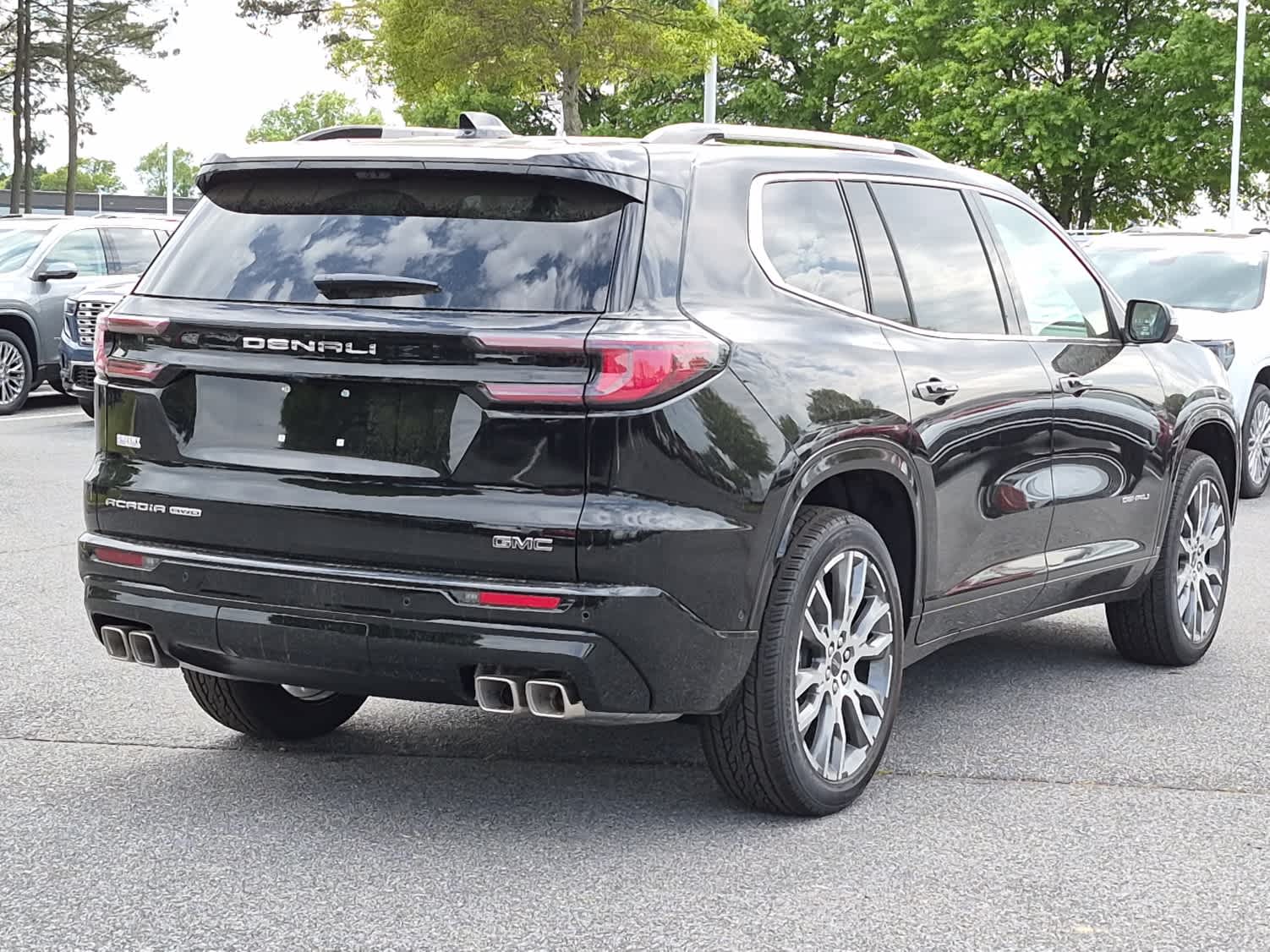 2026 GMC Acadia AWD Denali Ultimate - Ebony Twilight Metallic exterior view 3
